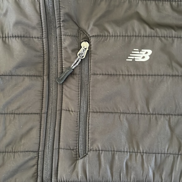 New Balance Mans Jacket Size XL Color Black/Gray - Picture 5 of 6